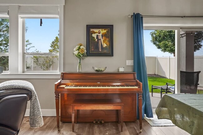 Building Photo - 18713 Easter Peak Ave