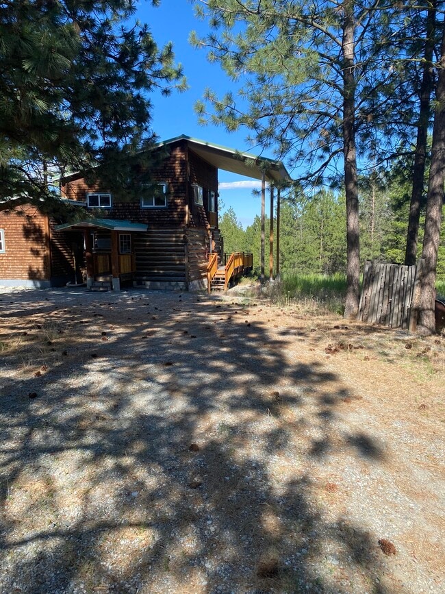 Building Photo - 616 Nancy Ln