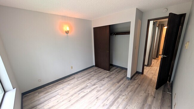 Building Photo - 6363 Harbor Sunset Pl