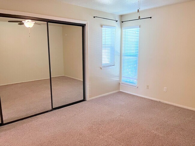 Building Photo - AUG 2026 PRE-LEASE!  Spacious 2 Bedroom Condo