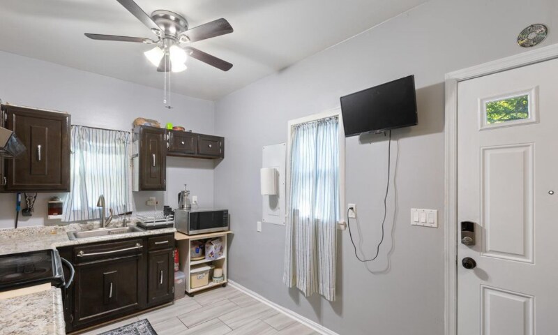 Building Photo - 12200 Lanham Severn Rd