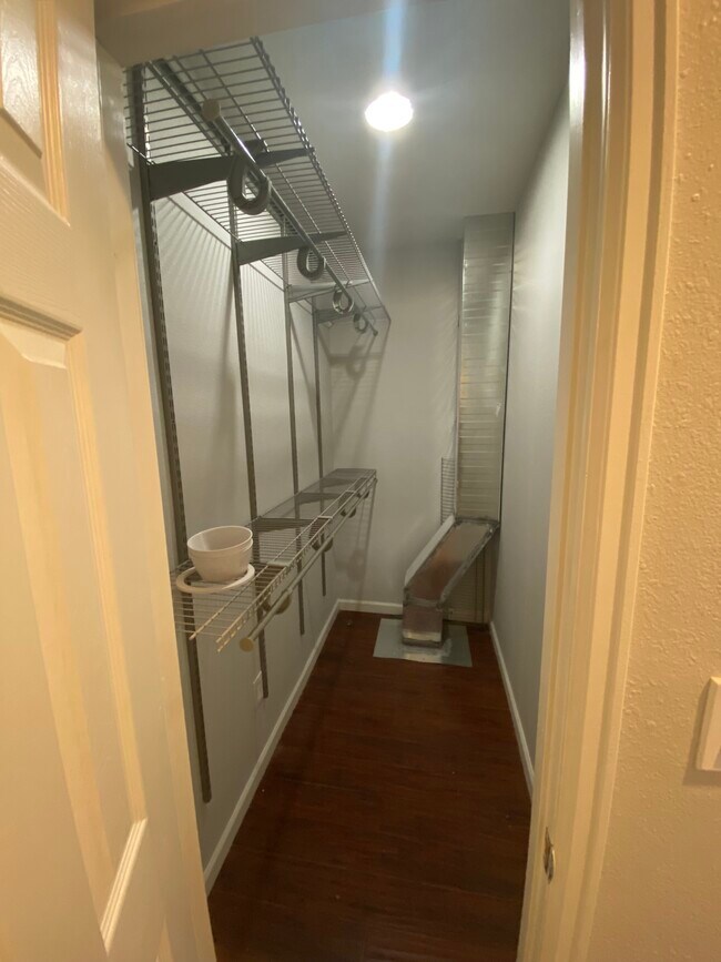 Building Photo - 1369 North Ogden Street