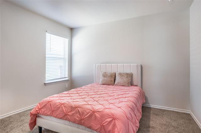 Building Photo - 803 Sunlight Lp