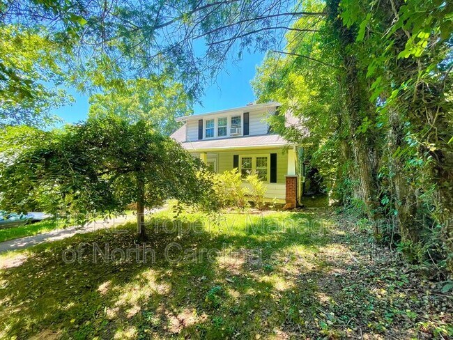 Building Photo - 109 Forest Hill Dr