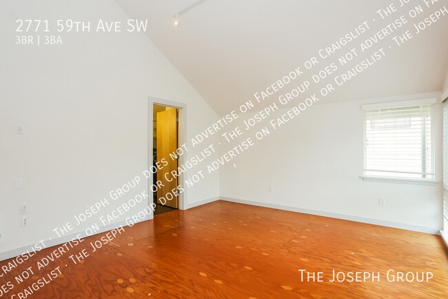 Building Photo - 2771 59th Ave SW