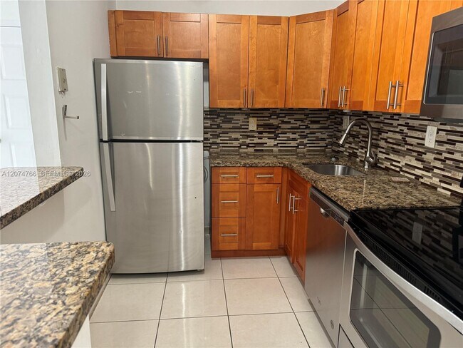 Building Photo - 15600 SW 80th St