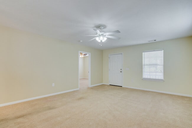 Building Photo - Quaint Three Bedroom Home for Rent in Aiken