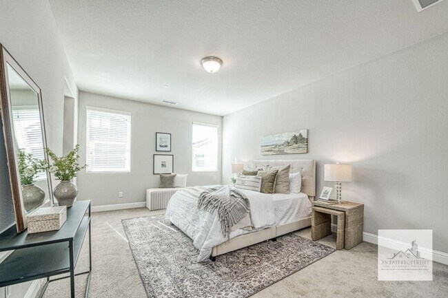 Building Photo - Stunning Granville Home in Copper River Canvas Gated Community!