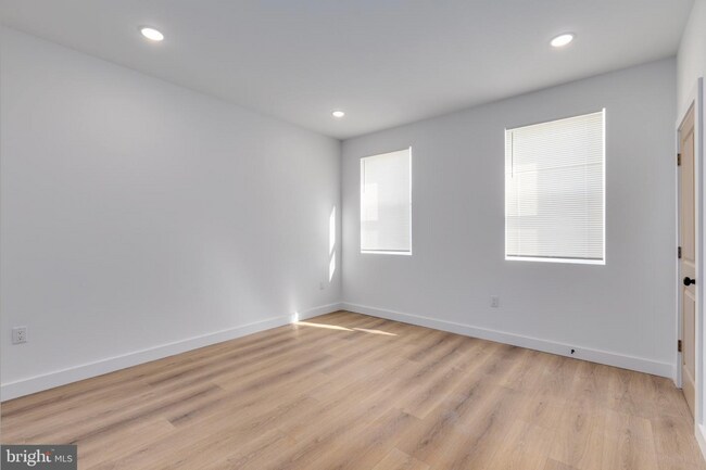 Building Photo - 2322 N 5th St