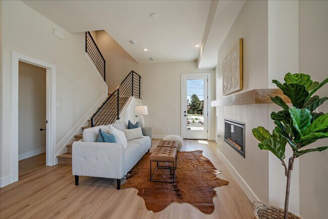 Building Photo - Luxurious New Townhome in South Sloan’s Lake