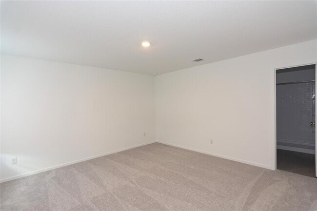 Building Photo - 137 Star Packer Ln