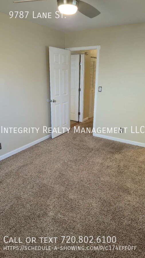 Building Photo - 9787 Lane St