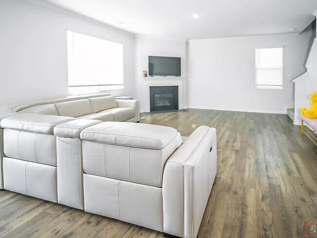 Building Photo - 4650 Bramblett Grove Pl