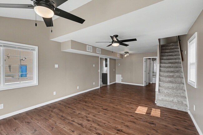 Building Photo - 251 Edgewood Dr
