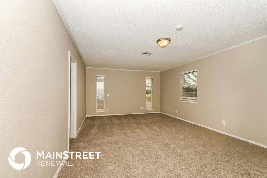 Building Photo - 4605 NW 57th St