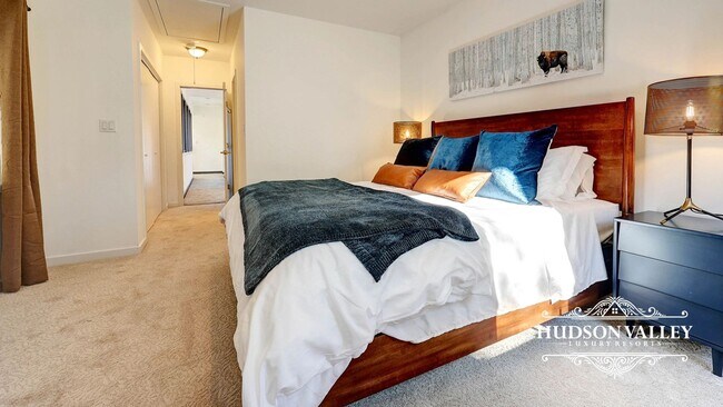 Building Photo - Soleil – 7-Bedroom, 7-Bathroom Luxury Esta...
