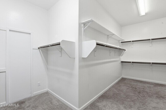 Building Photo - 1142 E Bajor St