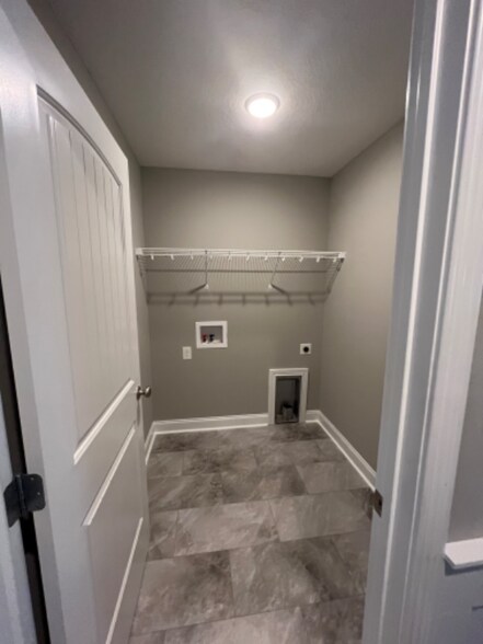 Building Photo - 3626 Meredith Lynn Wy