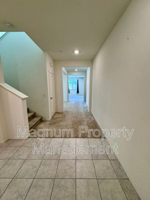 Building Photo - 29357 Caravel Dr