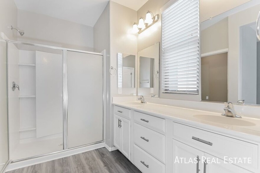 Building Photo - 7184 S Paseo Monte Verde