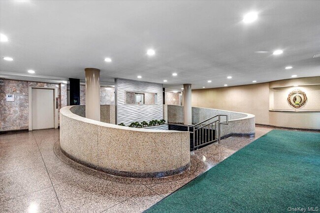 Building Photo - 84-29-84155 155th Ave