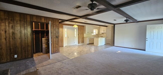 Building Photo - 306 Mustang Dr