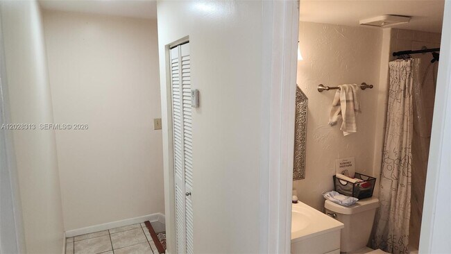 Building Photo - 4540 SW 68th Ct Cir