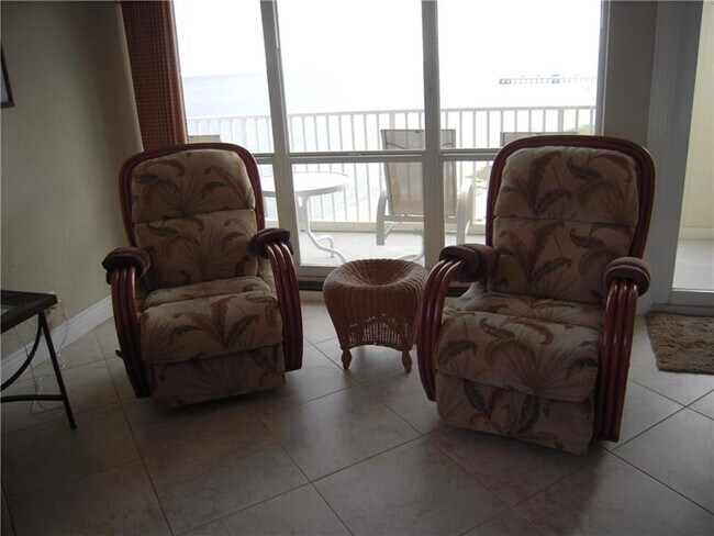 Building Photo - 750 N Ocean Blvd