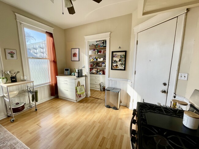 Kitchen with pantry - 2407 N Murray Ave