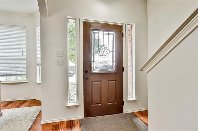 Building Photo - 9921 Delamere Dr