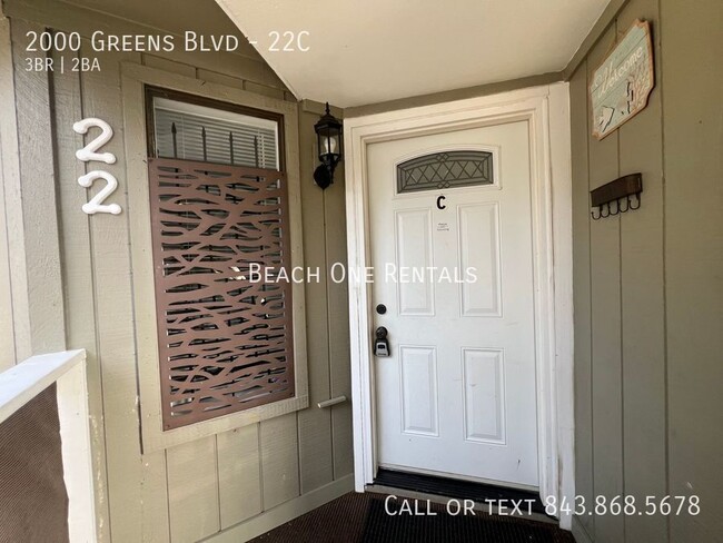 Building Photo - 2000 Greens Blvd