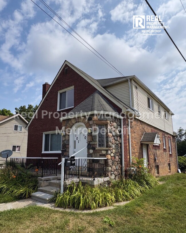 Building Photo - 101 S Jessie St