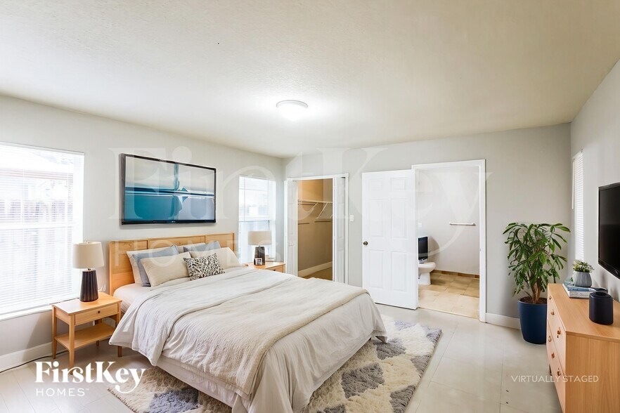 Building Photo - 17023 SW 149th Pl