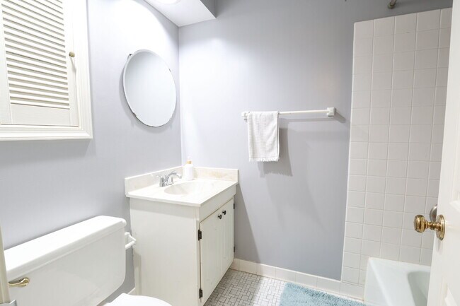 Building Photo - Welcome Home!