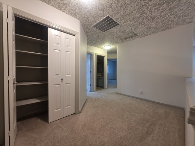 Building Photo - 4373 Hearth St NE