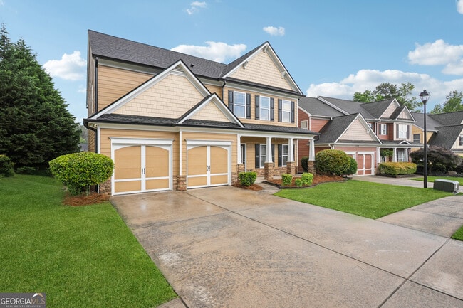 Building Photo - 2040 Village Green Dr