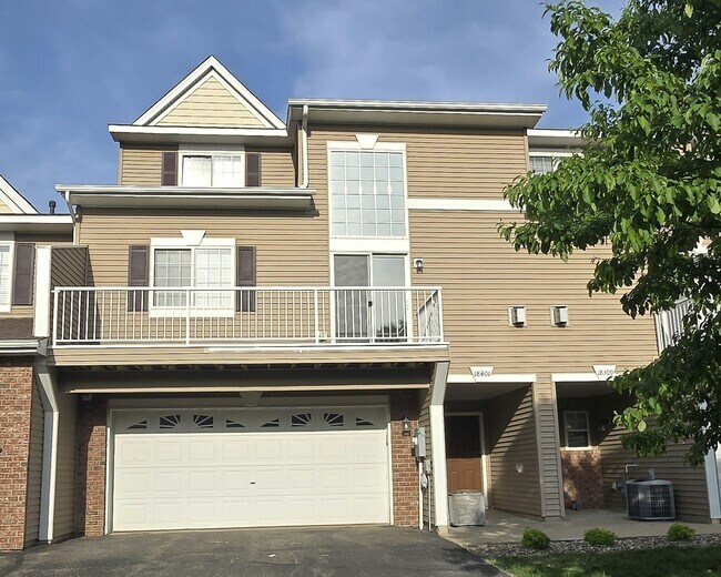Building Photo - 18401 Lafayette Way