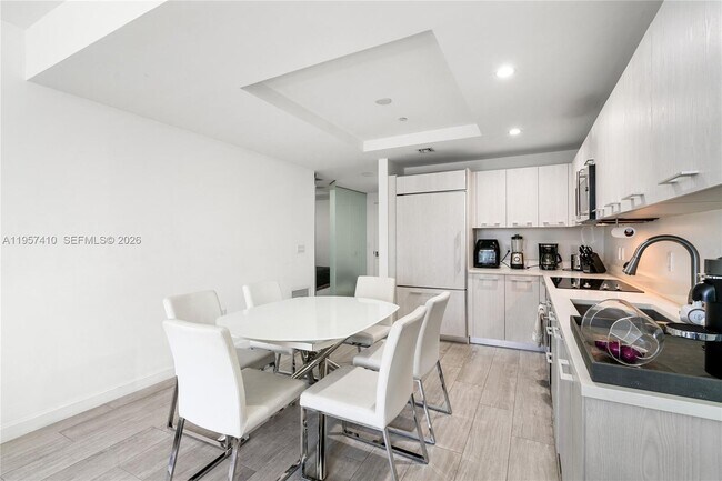 Building Photo - 55 SW 9th St