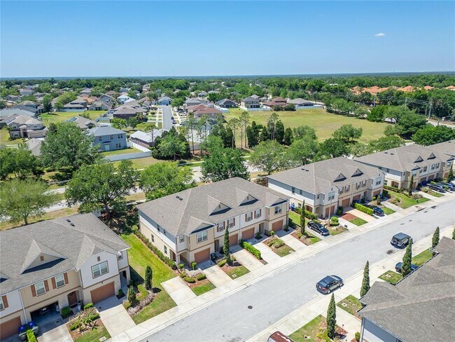 Building Photo - 3842 Hampstead Ln