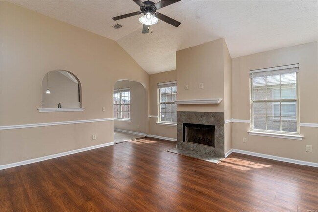 Building Photo - 1818 Cotton Blossom Way