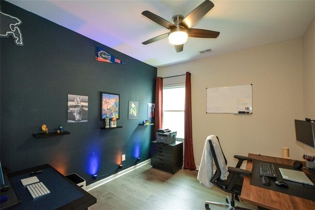 Building Photo - 3401 Park Pointe Cir
