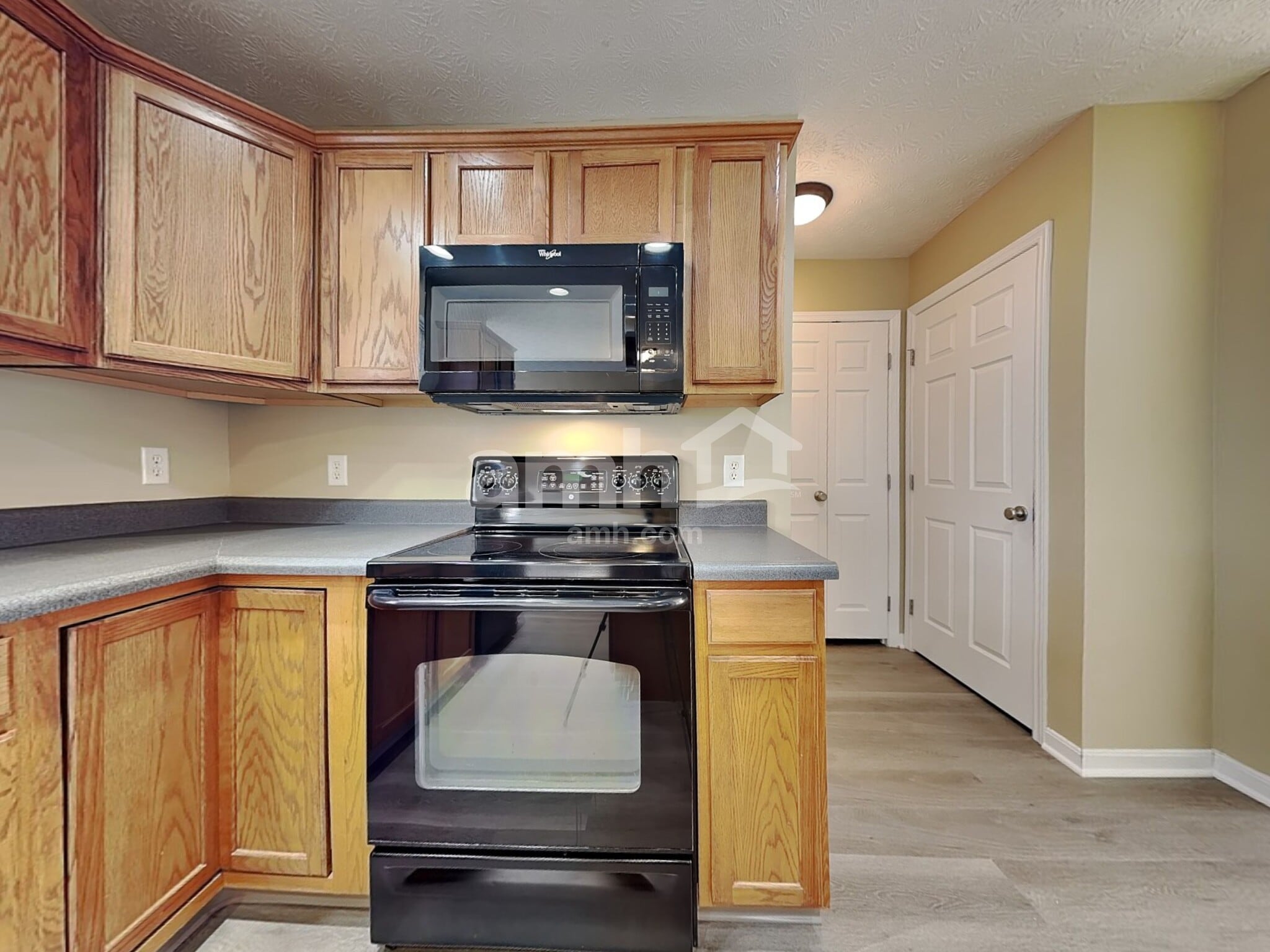 Building Photo - 1255 Arkansas Dr