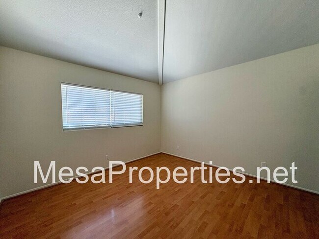 Building Photo - 14095 Bancroft Ct