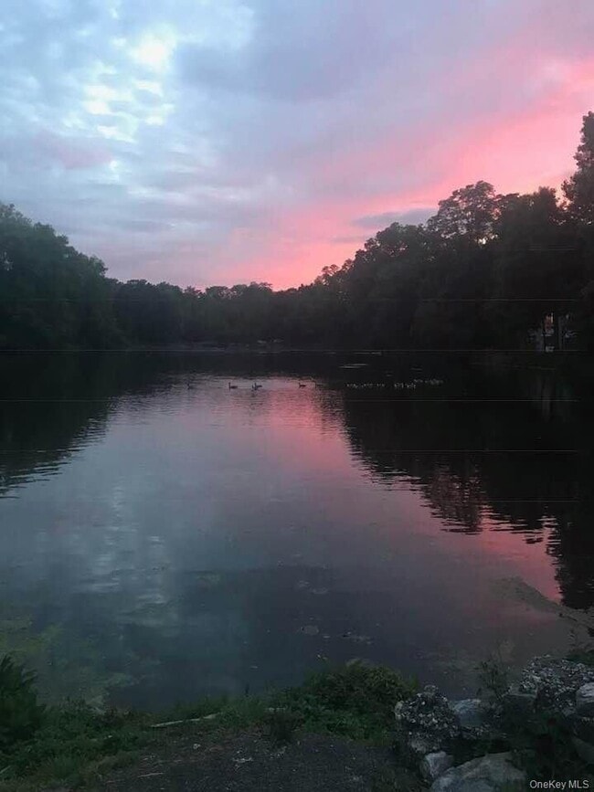 Building Photo - 1265 N Ridge Rd