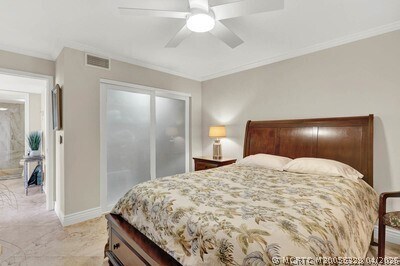 Building Photo - 10980 S Ocean Dr