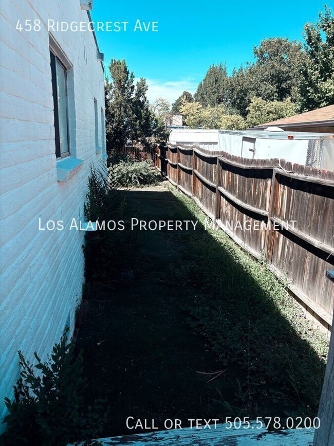 Building Photo - 458 Ridgecrest Ave