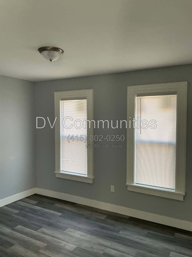 Building Photo - 2084 W 81st St