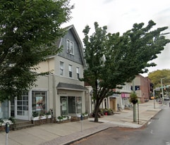 Building Photo - 1038 W Lancaster Ave