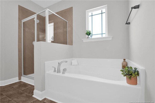 Building Photo - 66 S Hawks Rdg Ln