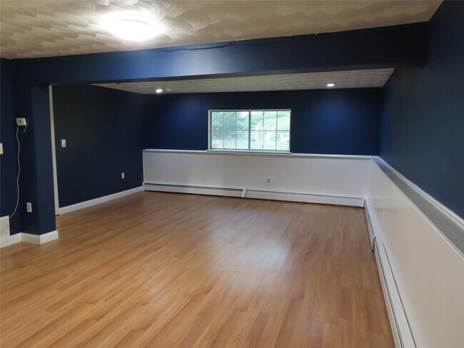 Building Photo - 235 Tammany Hall Rd